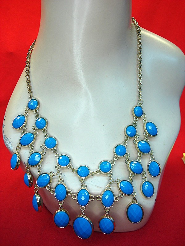 Vintage gold-tone reversible necklace with blue and brown stones