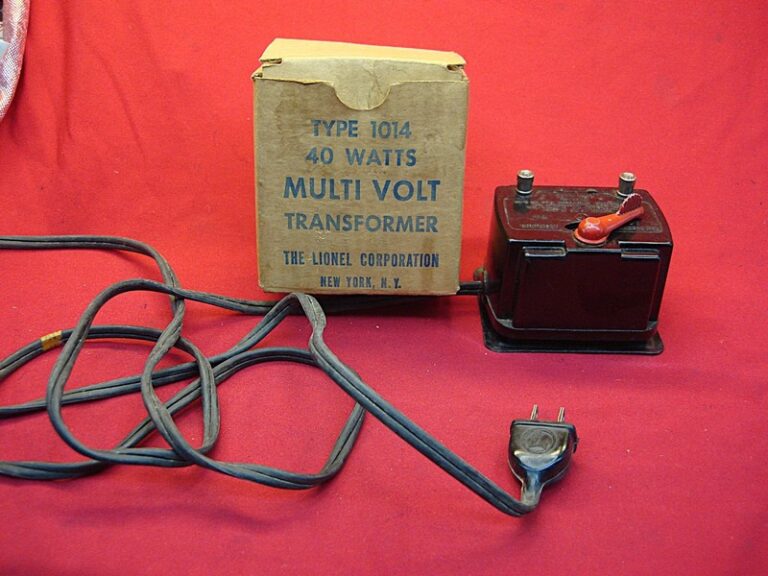 Vintage Lionel Model 1014 Transformer (1955) - 40 Watts
