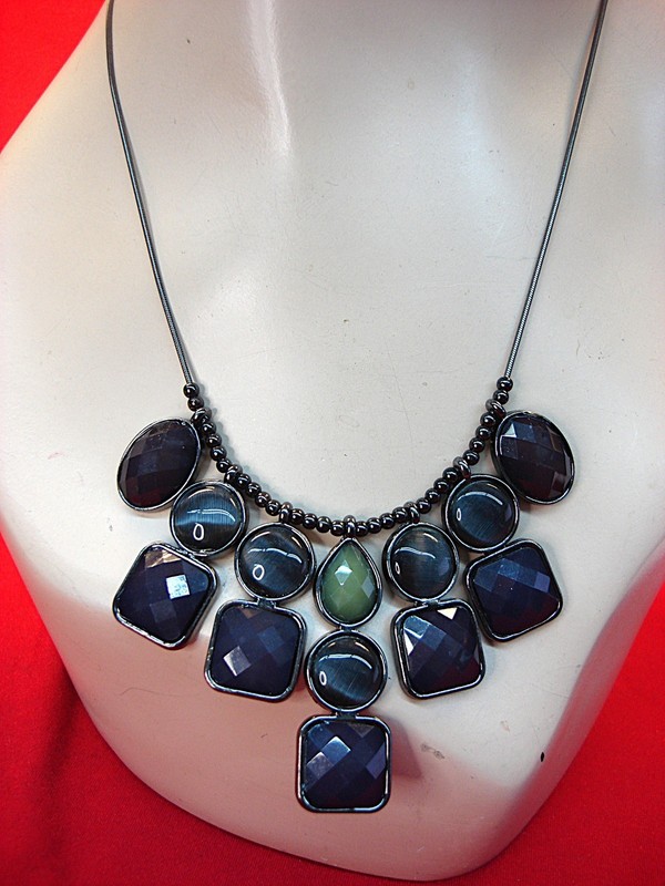 Vintage blackened chain necklace with dark blue and jade stones