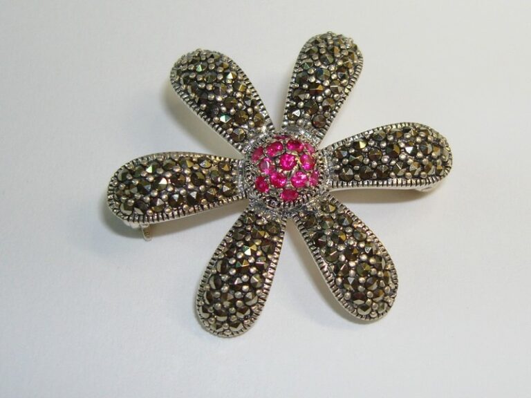 Vintage sterling silver marcasite and pink tourmaline brooch/pendant