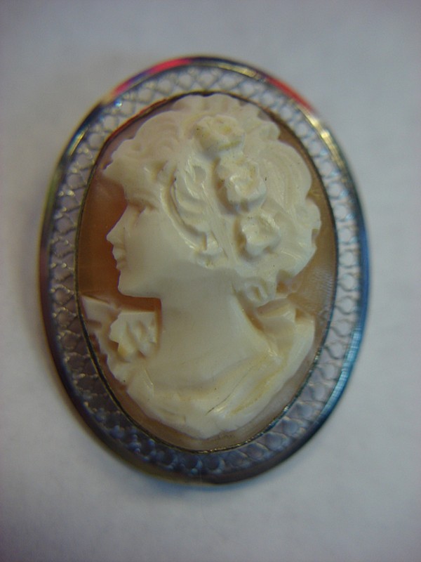 Vintage Beau Sterling carved shell cameo pin and pendant