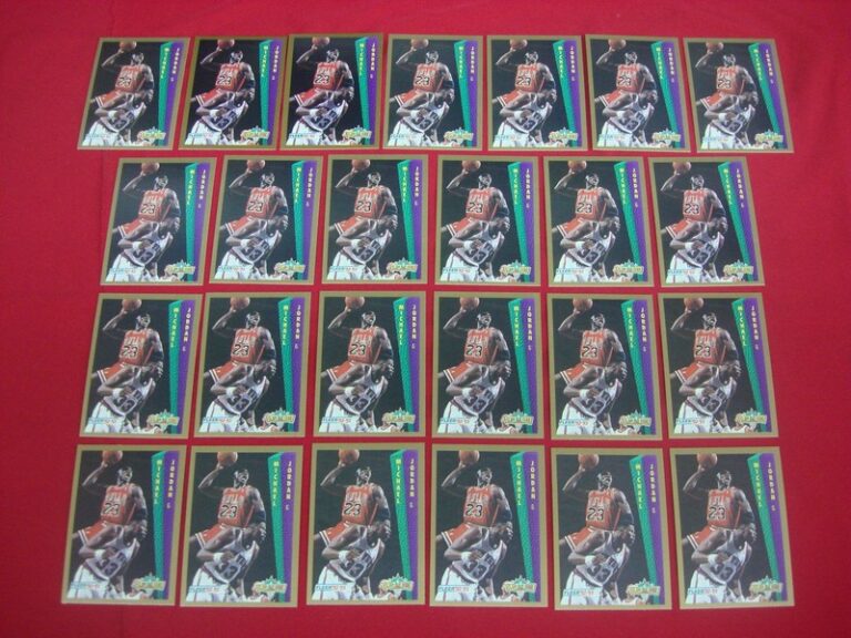 Vintage Michael Jordan 1992-93 Fleer Slam Dunk basketball cards (#273) - lot of 25