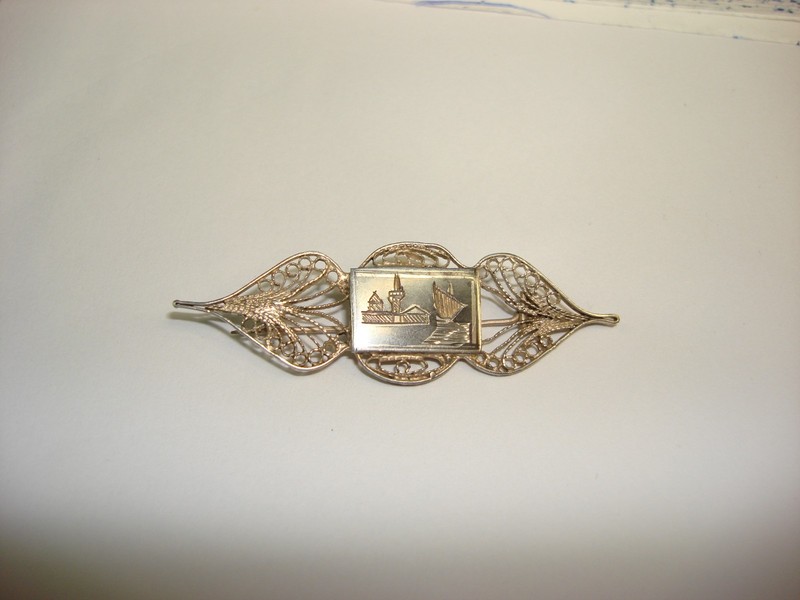 Vintage Egyptian niello silver filigree brooch with an intriguing scene design
