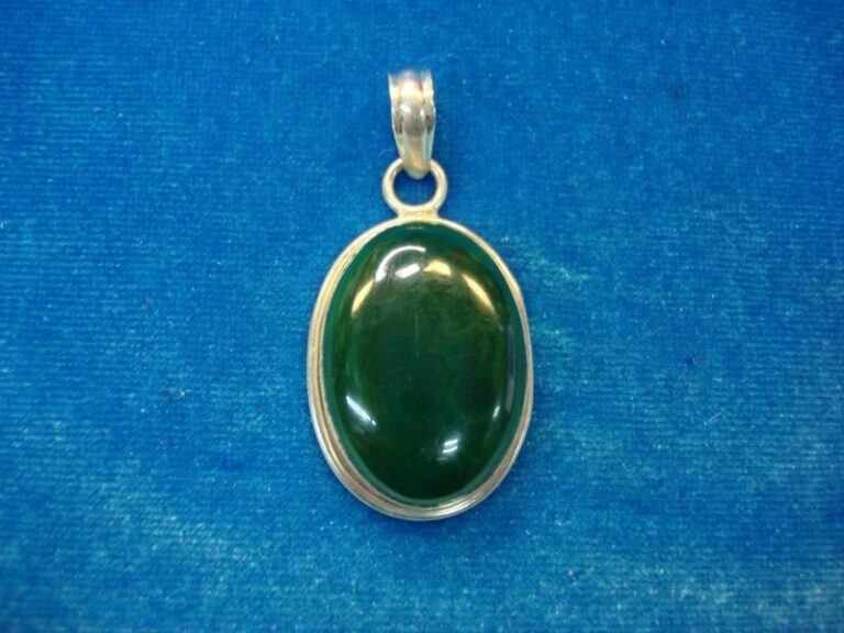 Sterling silver pendant with simulated jade oval bezel