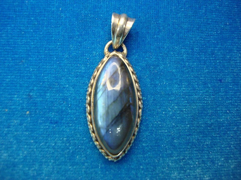 Handmade sterling silver labradorite pendant, 1 1/4 inch