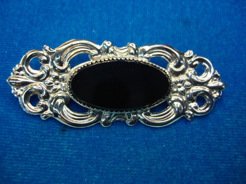 Vintage Beau Sterling Onyx Bar Pin