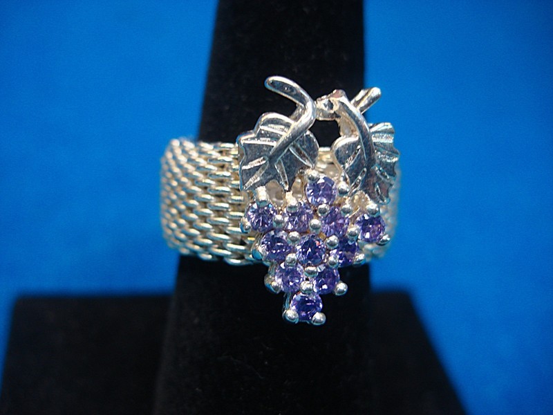 Sterling silver grape bunch ring with simulated amethyst stones, size 8