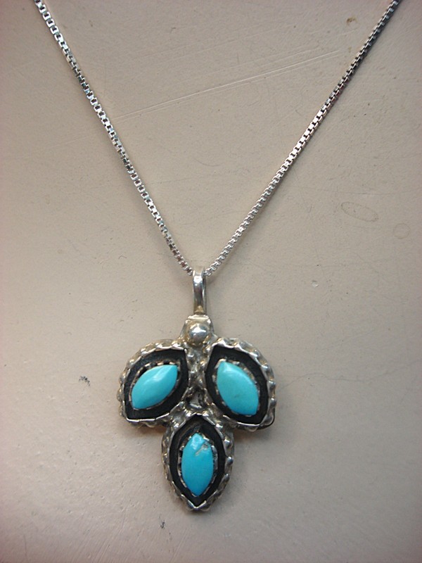 Sterling silver turquoise leaf pendant necklace with 18-inch chain