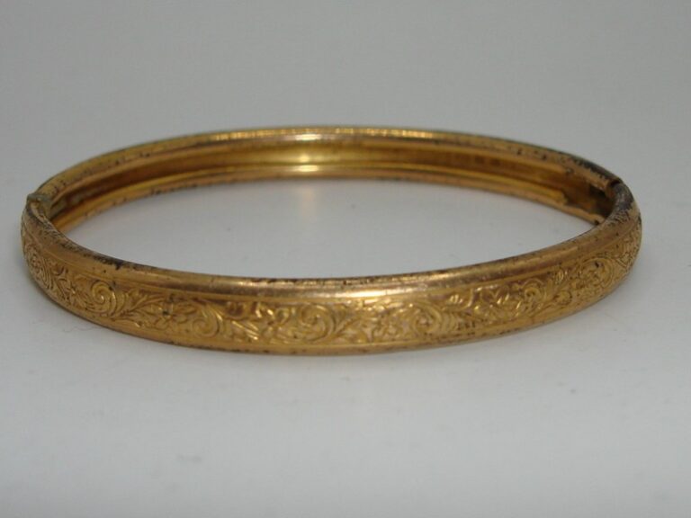 Antique L.S.P. Co. 10K gold filled baby bangle bracelet with floral design