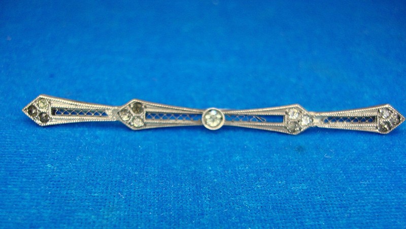 Vintage sterling silver bar pin brooch with rhinestones