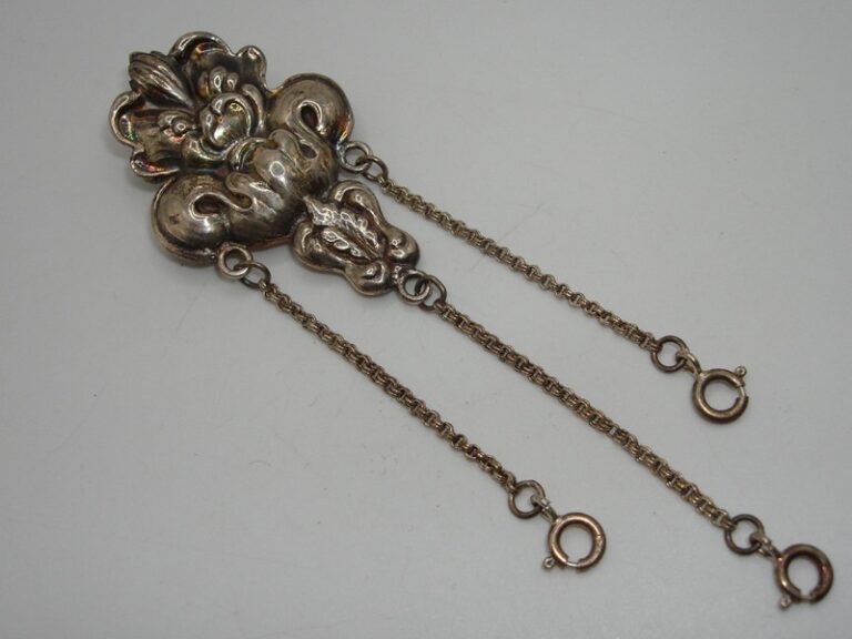 Vintage Sterling Silver Art Deco Sewing Chatelaine Pin