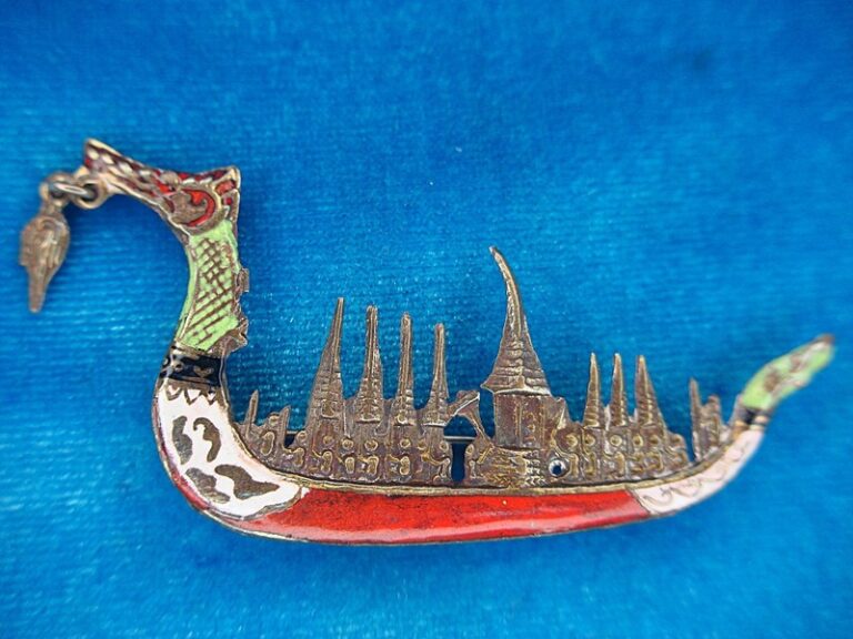 Vintage Siamese enameled dragon boat brooch pin