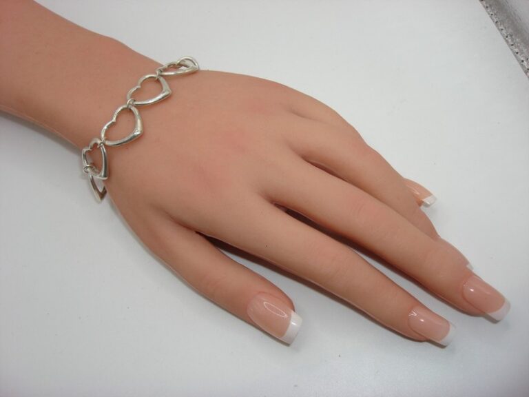 Sterling silver open hearts bracelet, 925 stamp, gently worn