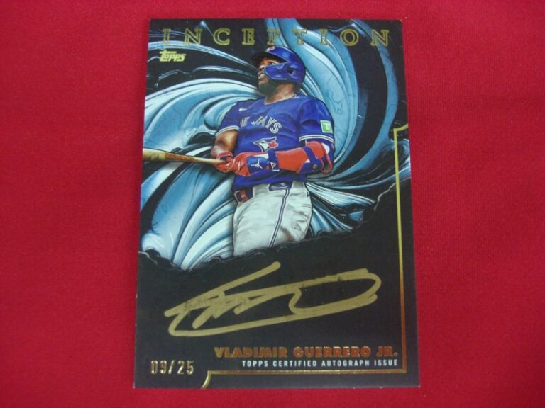Vladimir Guerrero Jr. 2025 Topps Inception Signings Gold Auto /9 Baseball Card