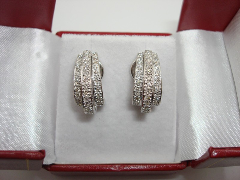 18K gold diamond lever back earrings, 1ctw brilliant diamonds