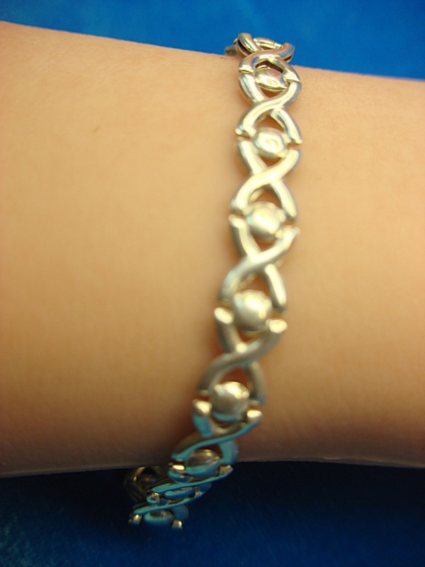 Sterling Silver Helix Pattern Bracelet (7 inch)