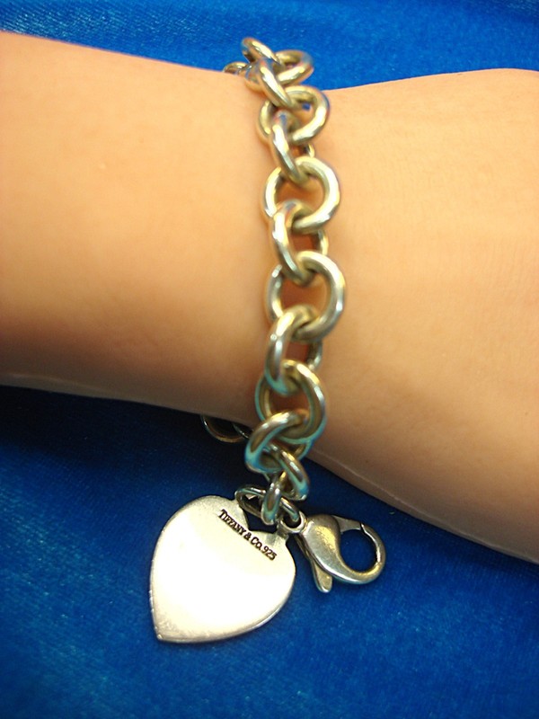 Vintage Tiffany sterling silver heart tag bracelet, 7 inches long