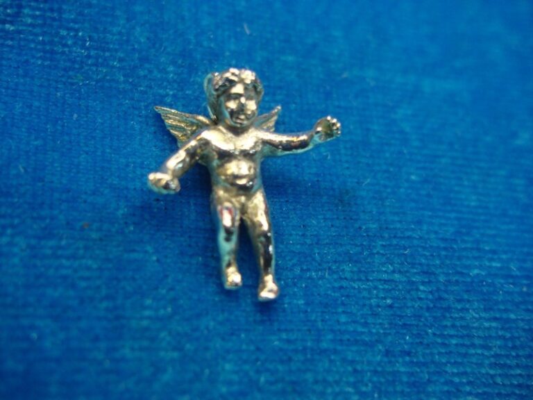 Vintage Sterling Silver Cherub Charm Pendant