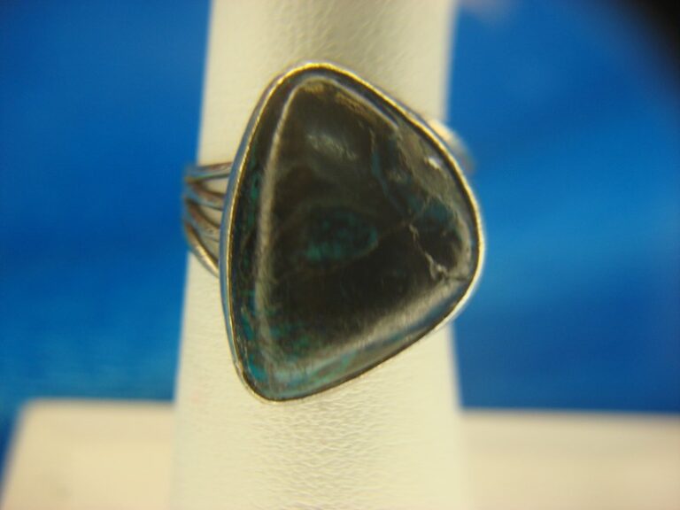 Sterling silver ring with apatite or turquoise stone, size 5 3/4