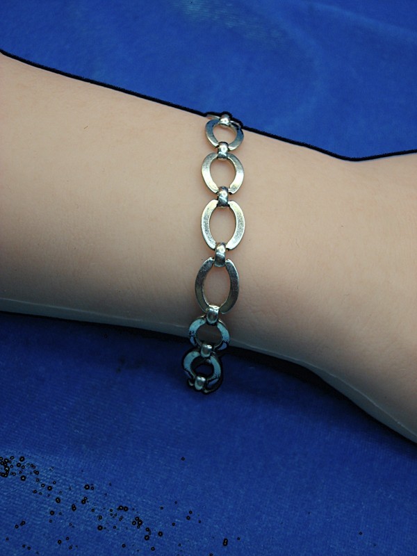 Solid Sterling Silver Oval Link Bracelet - 8 Inch