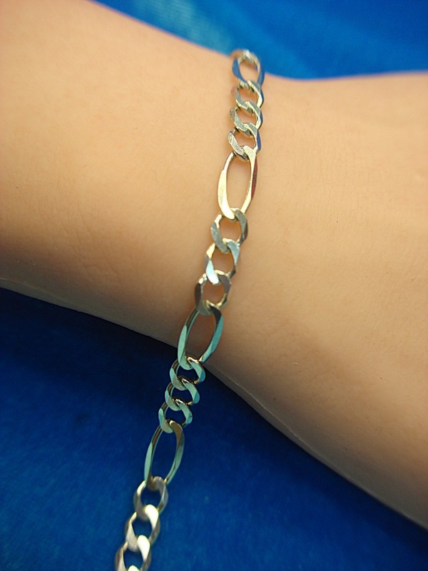 Sterling silver Figaro bracelet, 7.5 inches, excellent condition