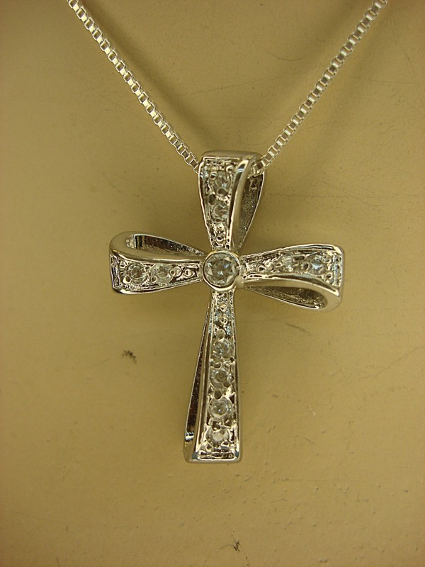 Sterling silver cross necklace with simulated diamonds, 18" chain