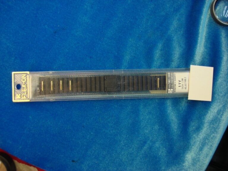 Vintage Flex-On by Kreisler Black Stainless Steel Watch Band - NOS