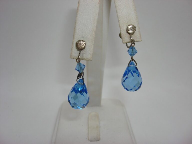 Vintage blue glass briolette dangle earrings, silver tone with rhinestone accent