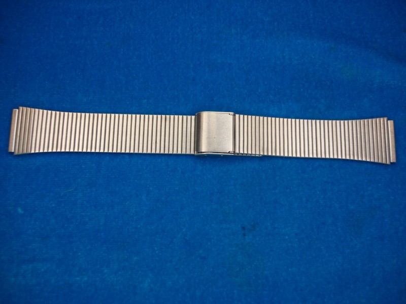 Vintage stainless steel watch band, NOS, 18mm lugs