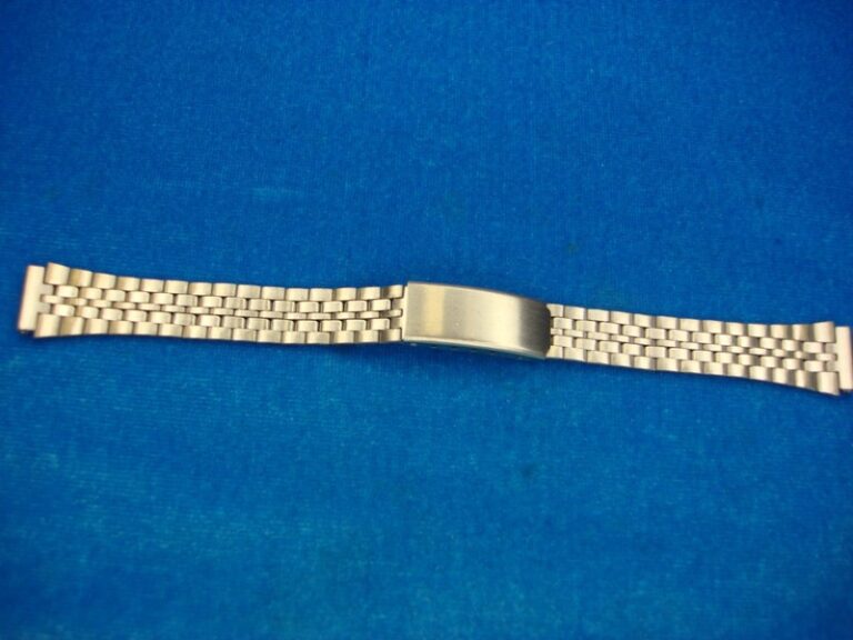 Vintage stainless steel wristwatch band, 12mm lugs, 6 inches long