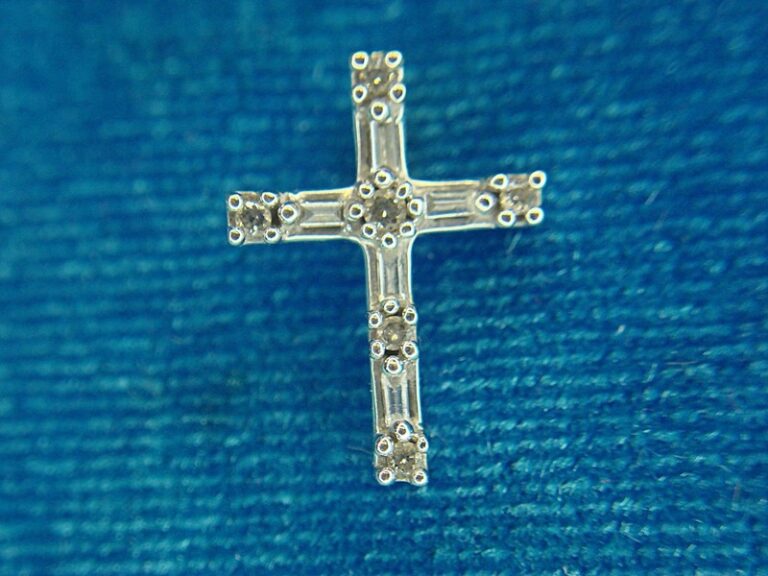 14K white gold diamond cross pendant, petite design