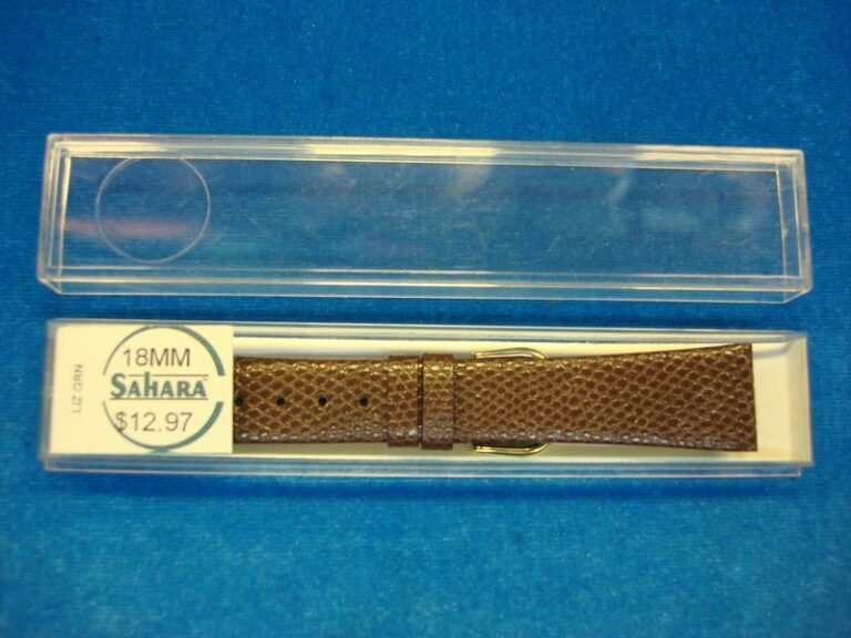 New vintage Sahara lizard grain leather watch strap, 18mm, Bordeaux