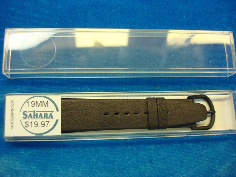 Vintage Sahara 19mm brown leather watch strap, Swiss made, new in box