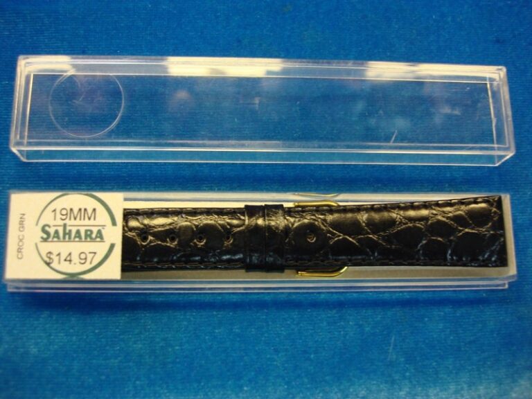 Vintage Sahara Black Crocodile Grain Leather Watch Strap