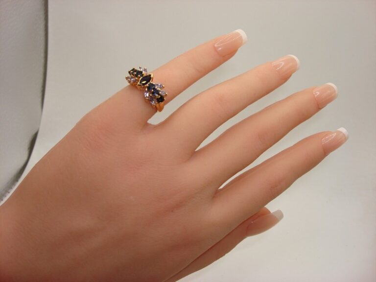 2+ Carat Sapphire & Tanzanite Ring in 14K Gold