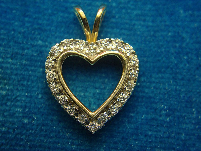 10K Yellow Gold Diamond Heart Pendant