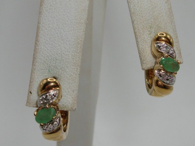 Sterling silver chrysoprase hoop earrings