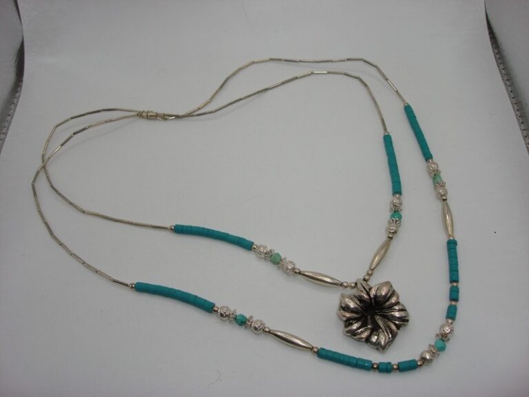 Vintage Zuni silver and turquoise necklace with flower pendant