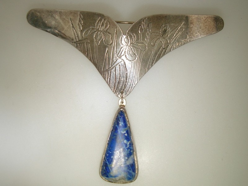 Vintage sterling silver whale tail pendant pin with lapis cabochon, artist signed 'K. Oct'