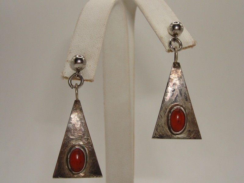 Vintage Native American Sterling Silver Carnelian Dangle Earrings