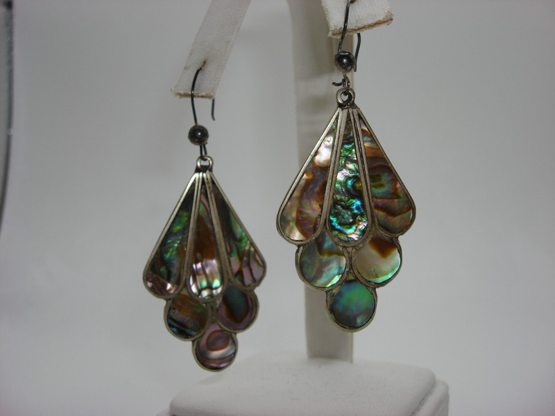 Vintage Mexico Alpaca Silver Iridescent Mother of Pearl Dangle Earrings