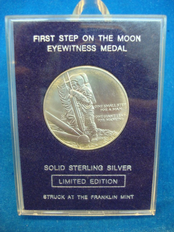 Vintage Franklin Mint Apollo 11 Eyewitness Medal in Sterling Silver