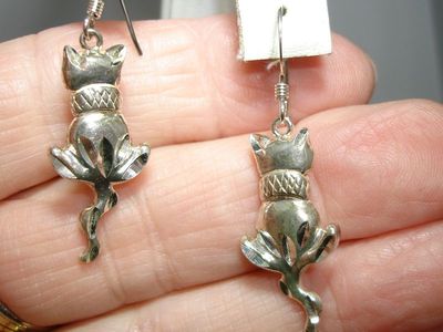 Sterling silver cat dangle earrings, new in original box