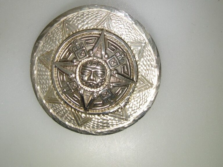 Vintage sterling silver Mayan eagle sun god pendant/pin