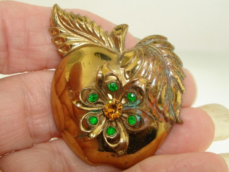 Vintage 1950s Coro gold tone rhinestone apple brooch pin