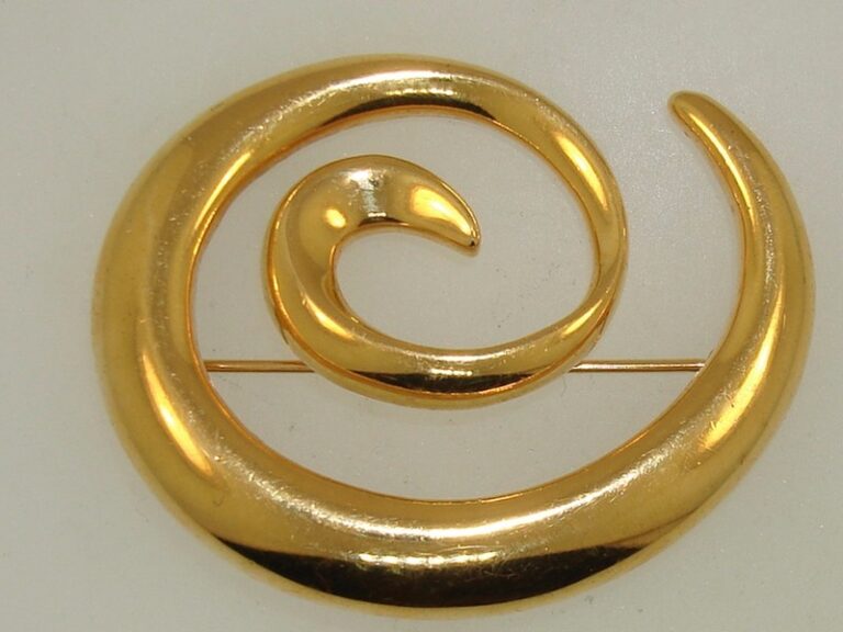 Vintage Napier gold swirl brooch pin