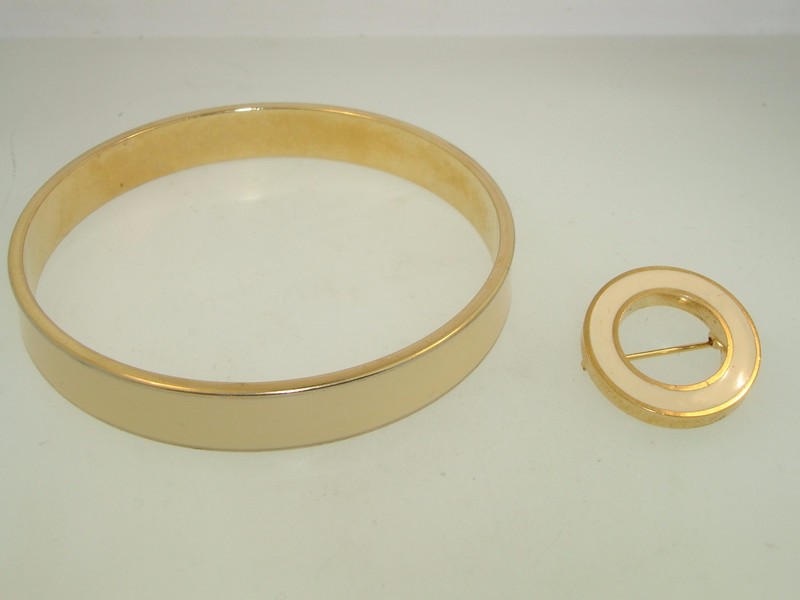 Vintage Crown Trifari creme enamel bangle bracelet and matching pin set, mint condition.