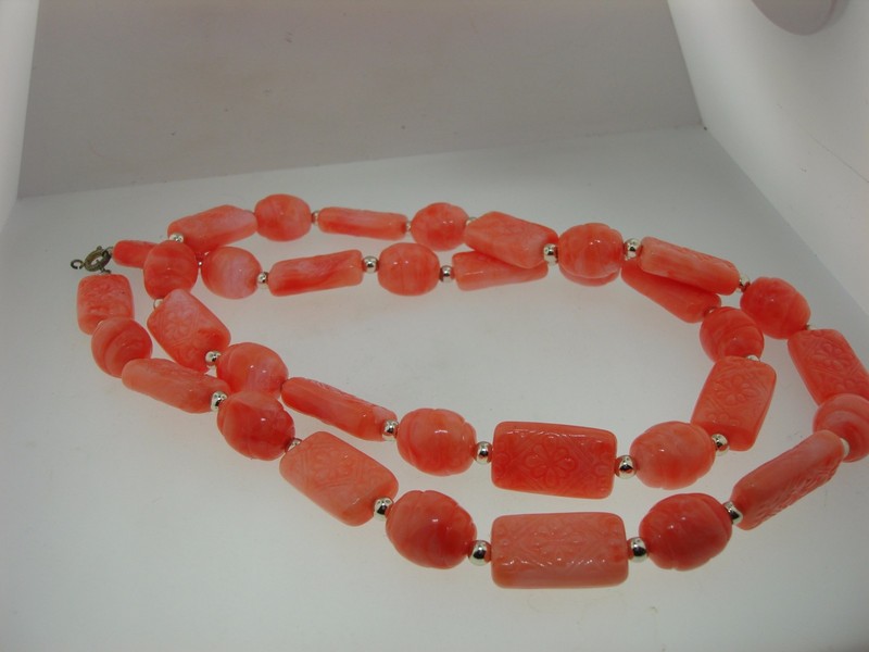 Vintage peachy-orange lucite floral necklace