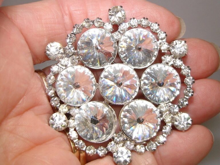 Vintage sparkling rhinestone and Rivoli glass pin, silver tone