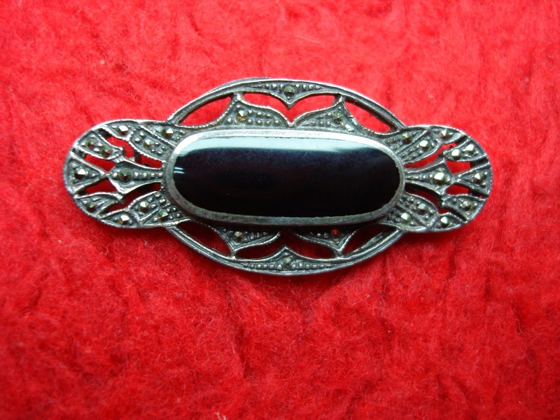 Vintage Sterling Silver Onyx and Marcasite Pin